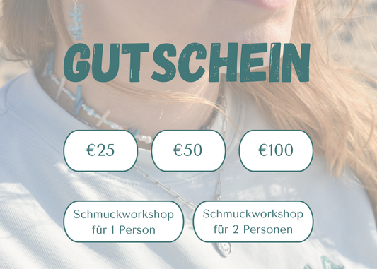 The Gift Card Salty Dreamers by Salty Dreamers offers €25, €50, or €100 options and jewelry workshops for 1 or 2. Features a close-up of a woman with ocean-inspired accessories and German text—perfect for ocean lovers.